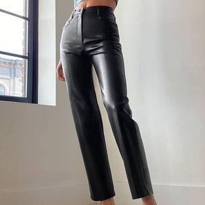 Aritzia Melina Cropped Pant